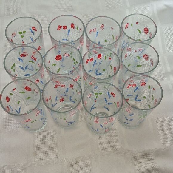 Vintage Floral Glass Tumbler Set - Red, Green, Blue - Picture 4 of 16